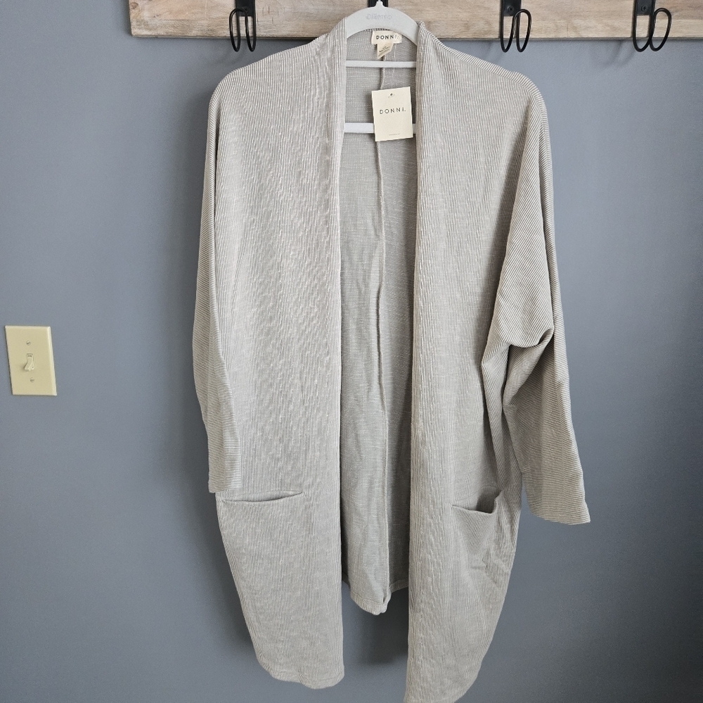 DONNI. Women's Beige Cardigan